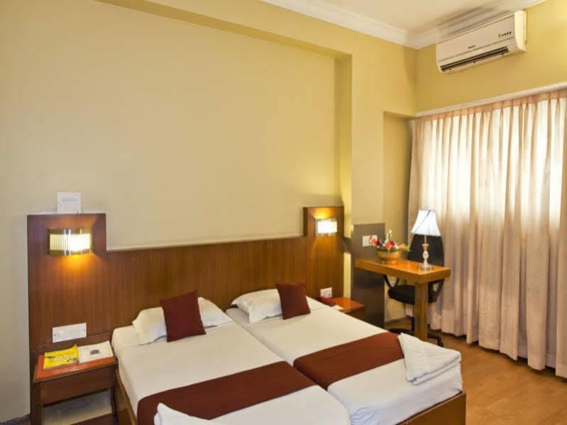 מייזור Hotel Maurya Palace מראה חיצוני תמונה